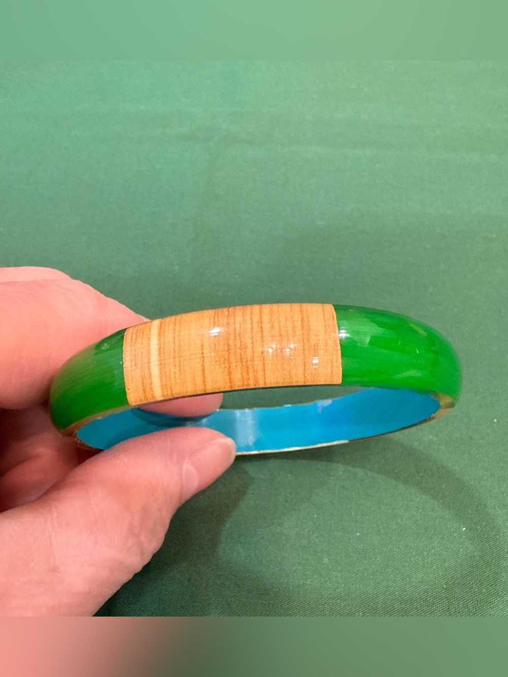 Glossy Green And Natural Wood Bangle Bracelet. 27E